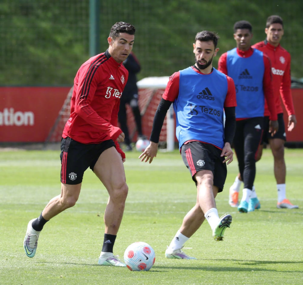 界展示了中 界展示了中