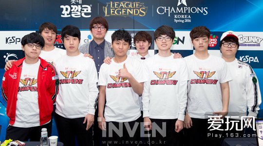 综合来看 综合来看