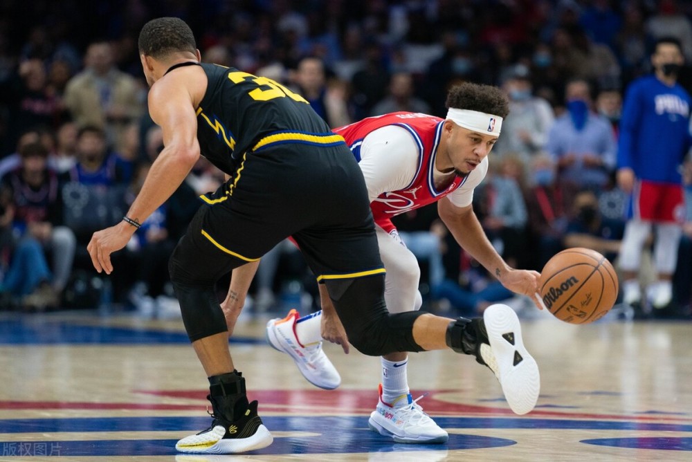 变成大亏 变成大亏